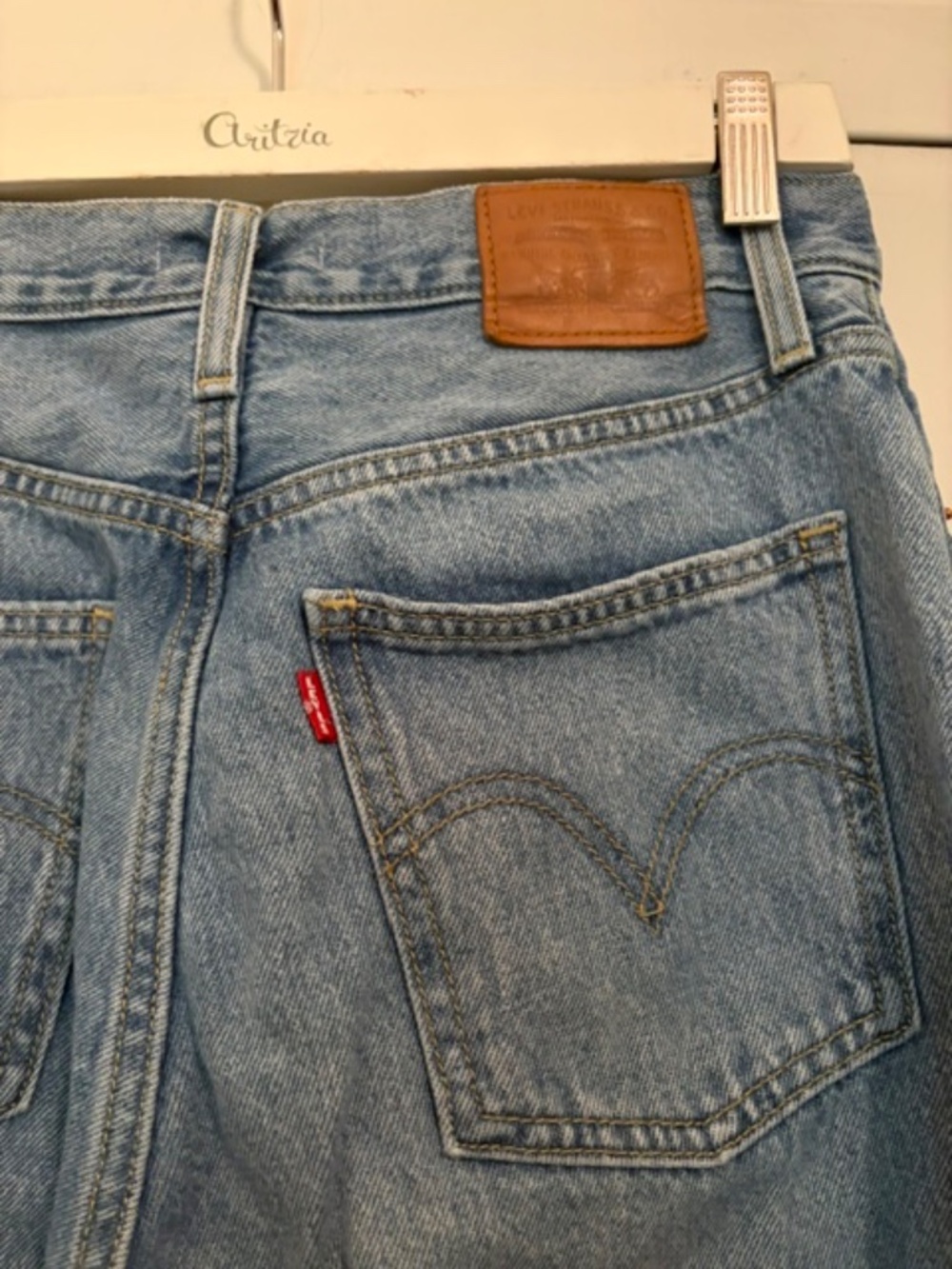 Levi's Aritzia Dad Jeans - Picture 6 of 11